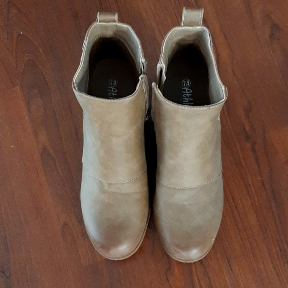 Brand new hidden wedge ankle boot